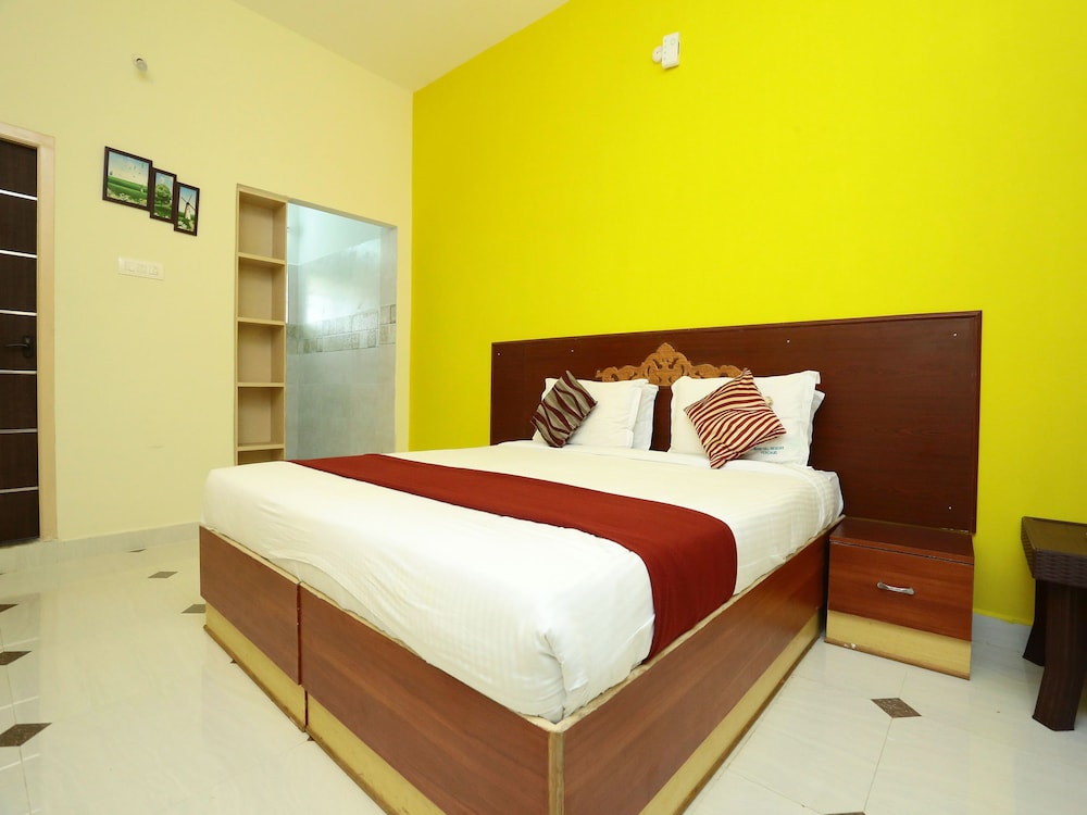 OYO 13087 Subam Hill Resort
