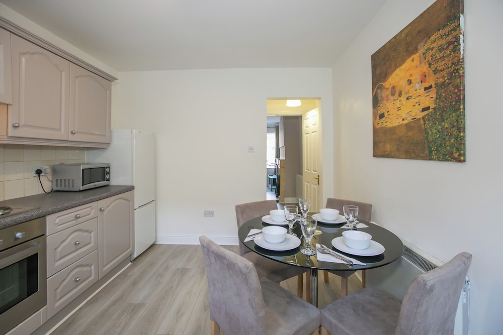 Grand Canal District Apartments