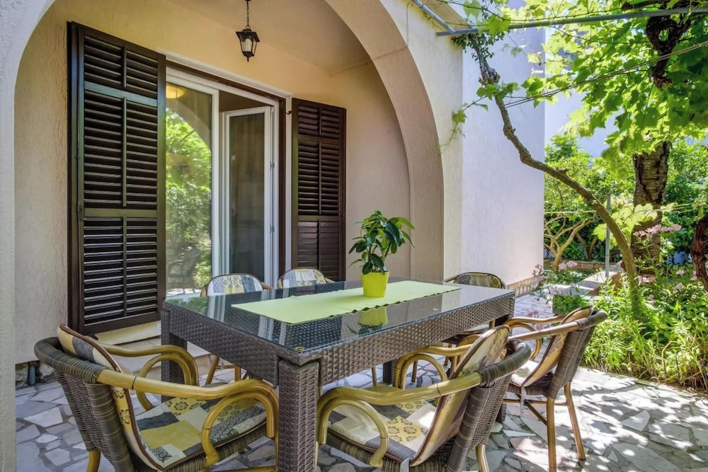 Secret Garden Apartment Mali Losinj