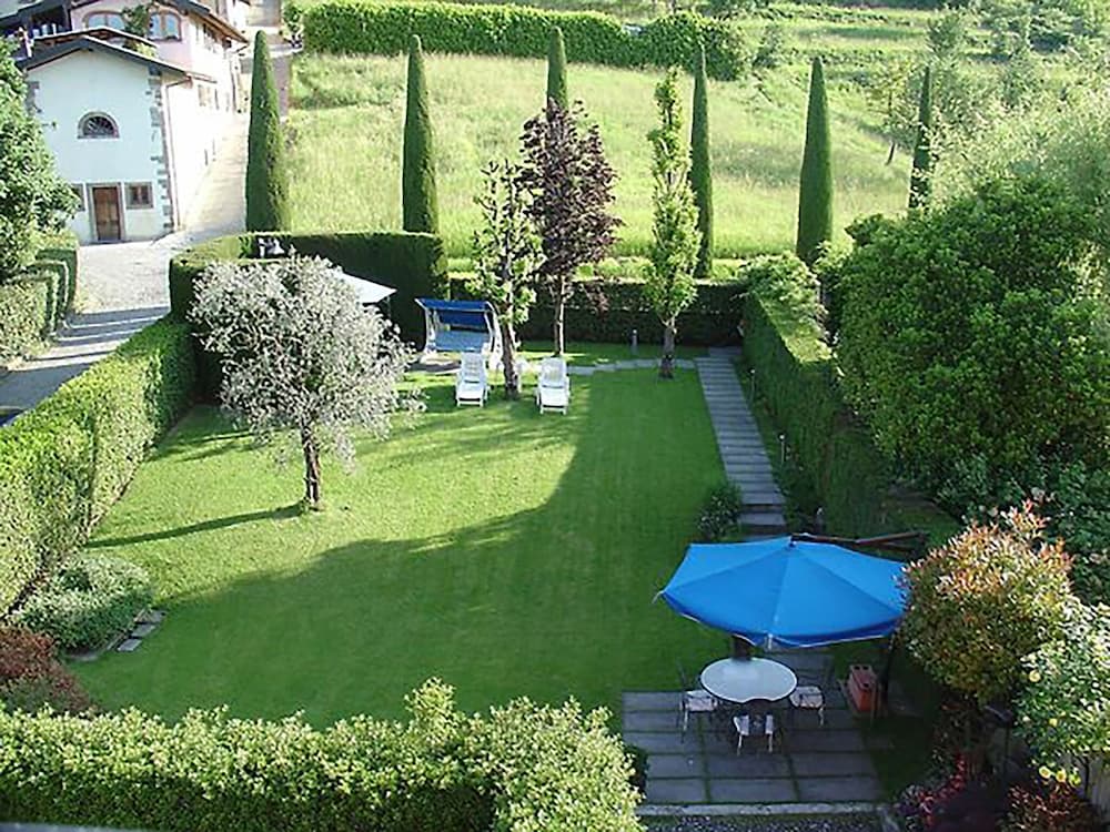 Bergamo Rooms Parco dei Colli view 4