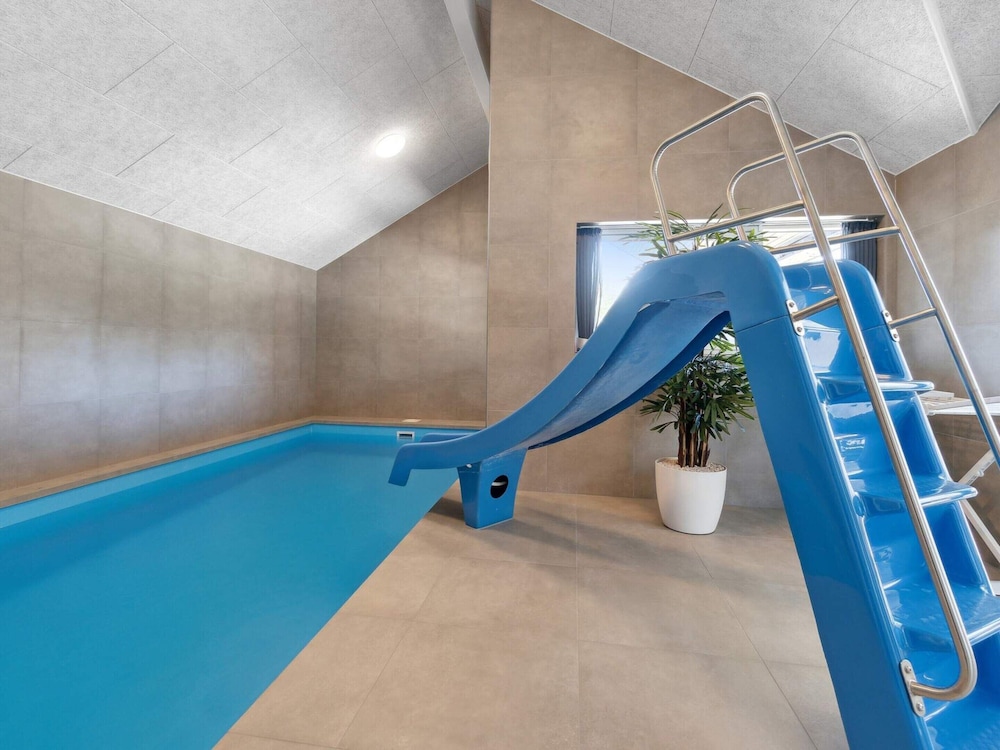 5 Star Holiday Home in Romo