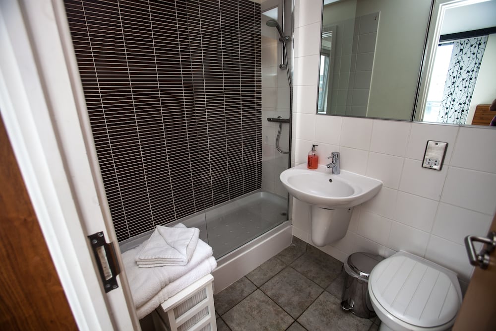 Cranbrook House Serviced Apartments
