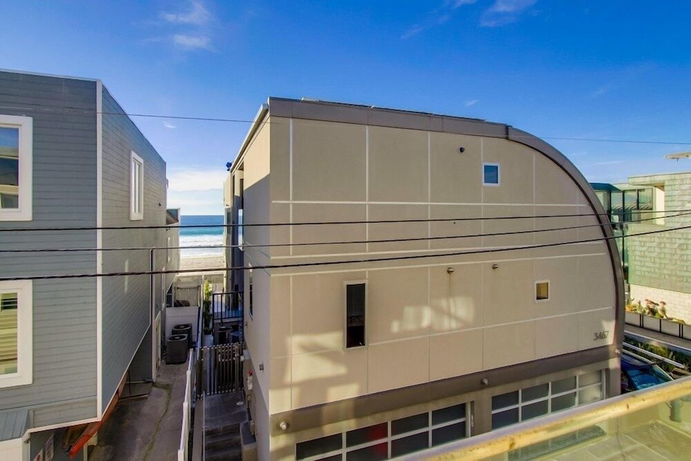 Ocean Breeze 1 & 2