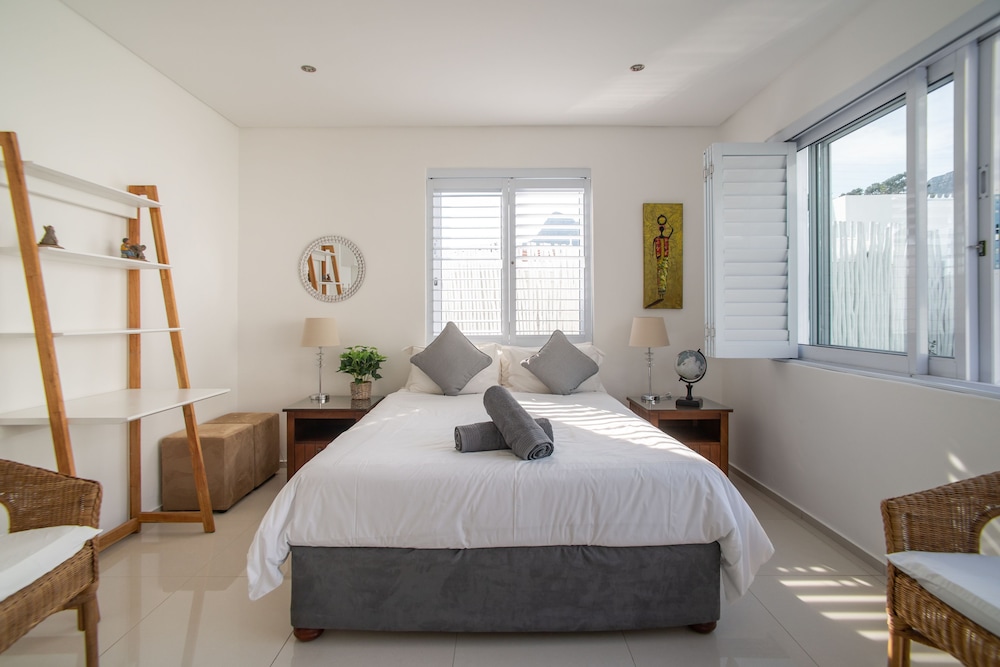 Funkey Villas