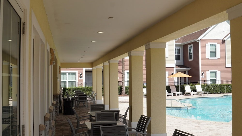 Sunrise in Kissimmee Near Disney World! - Image 2