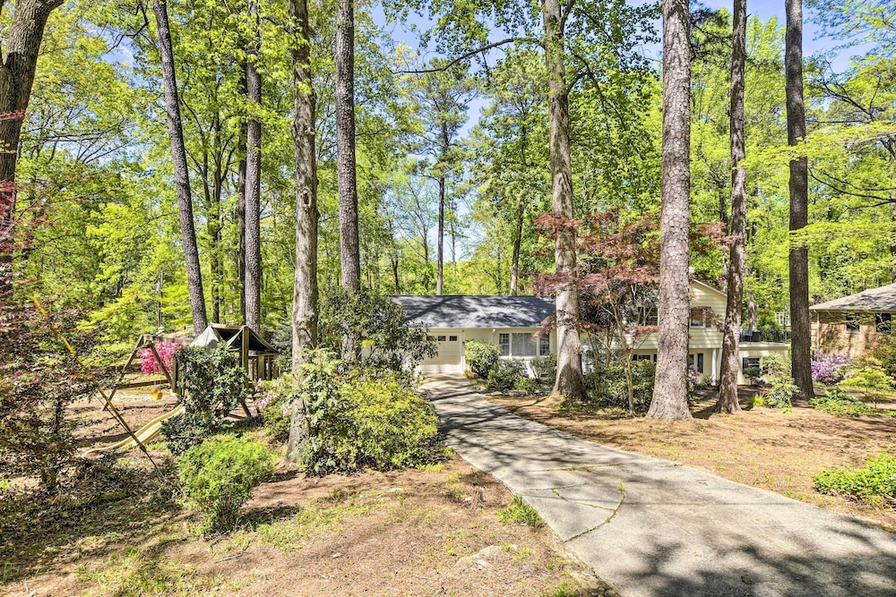 Bright Cary Home With Deck < 15 Mi to Raleigh! - Property Image 19