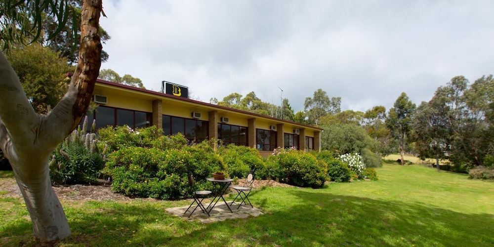 Bellbrae Motel