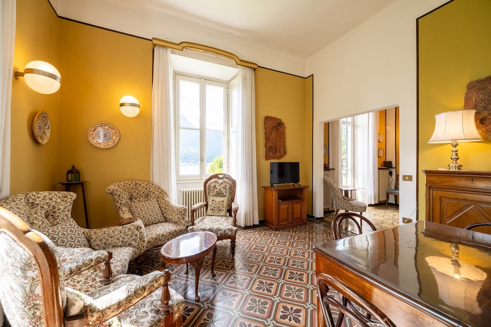 Emilia Gemstone Apartment by Wonderful Italy