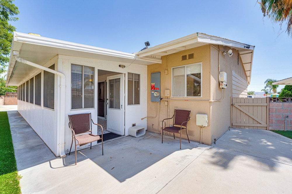 Hemet Retreat w/ Peak Views + 2 Saunas