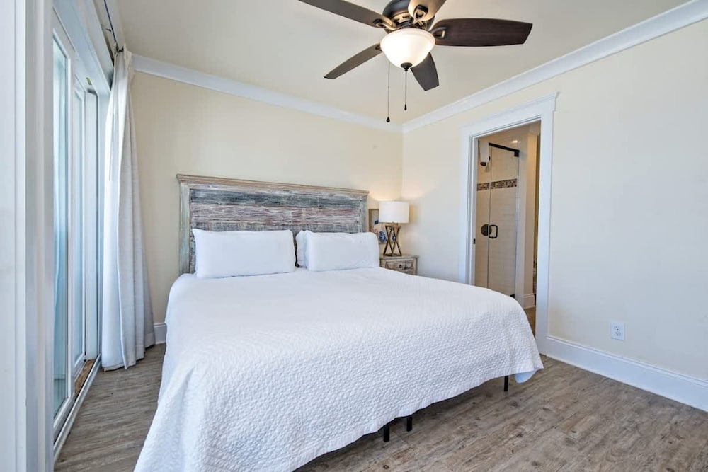 Beachfront 18bed Pool Easybreezy
