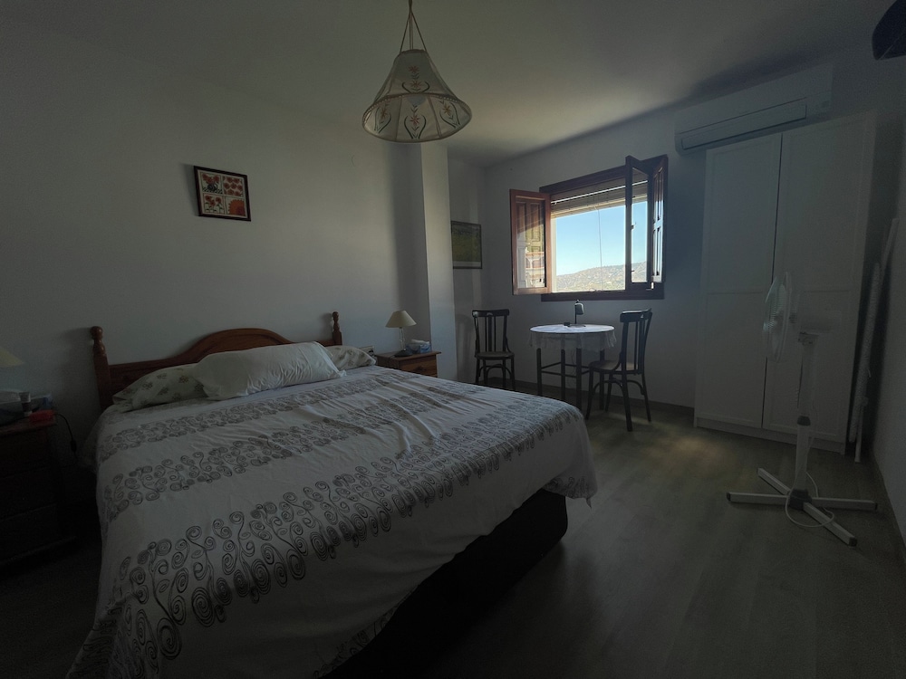 Cd-2063 Three Bedroom With Roof Terrace