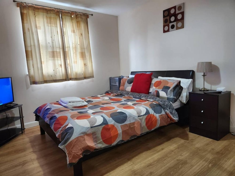 Lovely 2-bed Apartment in Aberdeen view 5