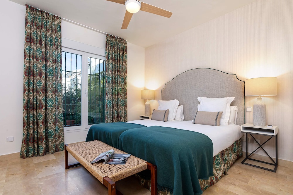 Bright&exclusive 3BD Apartment Estepona. El Presidente