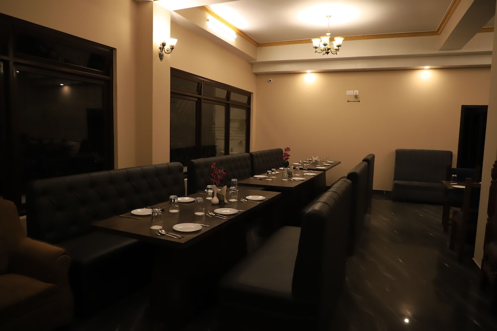 Kunden Fortune Resort Gangtok Near MG Marg