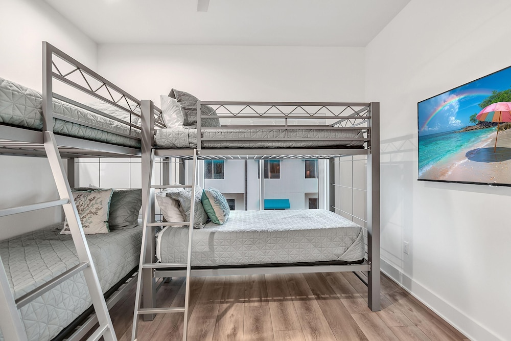 Azul Townhomes A1