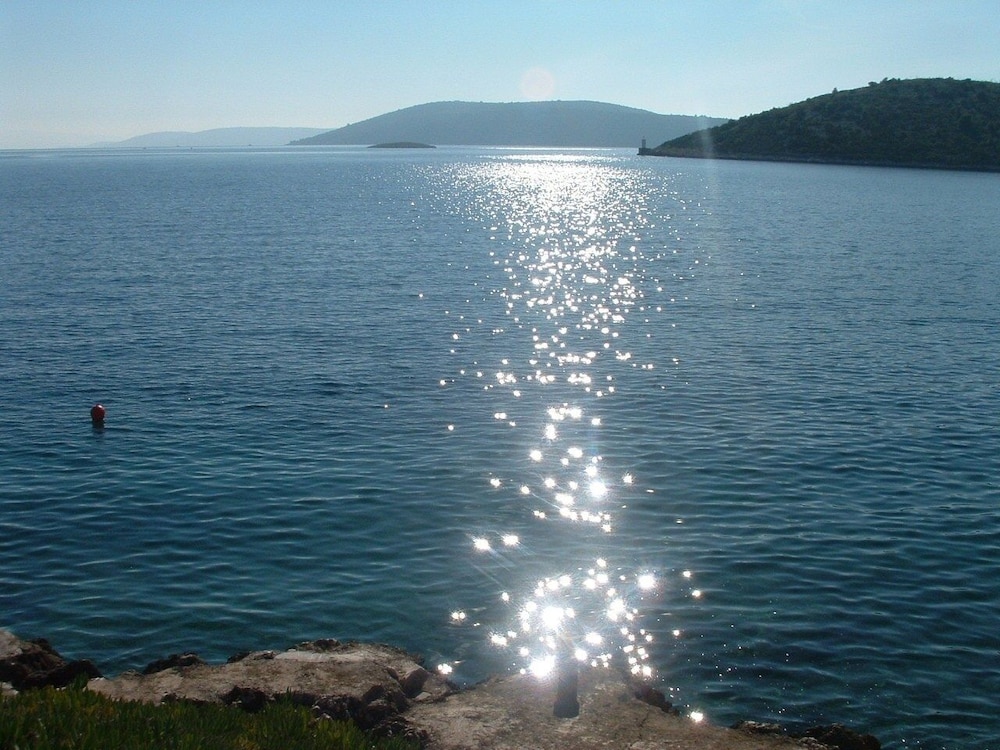 Tonka - 10 m From Beach - A1 view 3