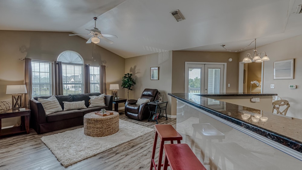 Colony Club #U3 by Southern Vacation Rentals