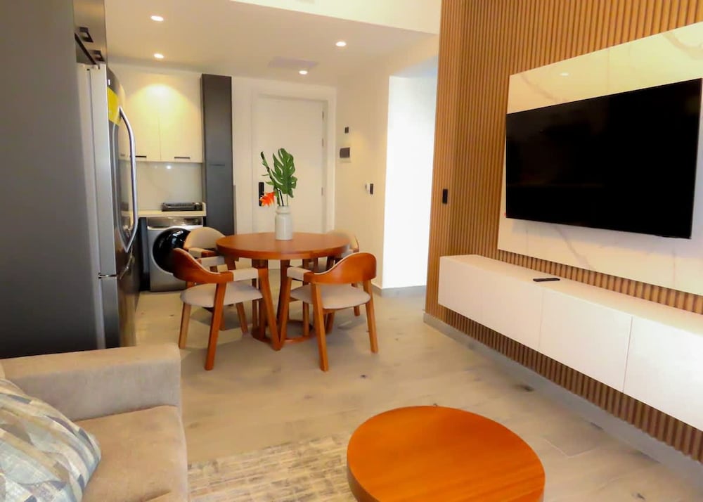 The Towers G406 NOK Fantastic 2BR Apartment by Vistacana Rentals