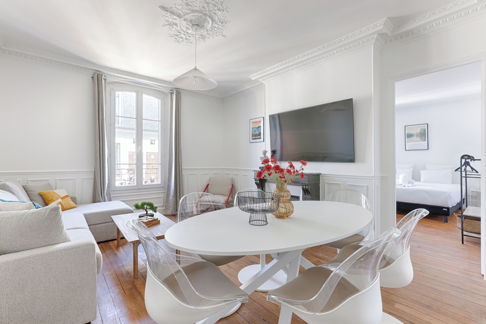 Apartments in Champigny-Sur-Marne - 30 minutes from Disneyland