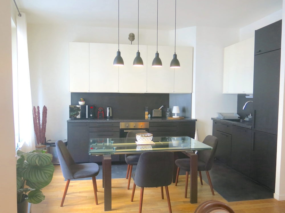 1 Bedroom in two Bedroom Luxe Marais Bretagne Citycosy