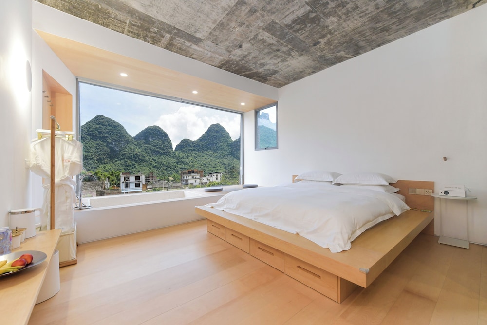 Yangshuo Geemu Building House