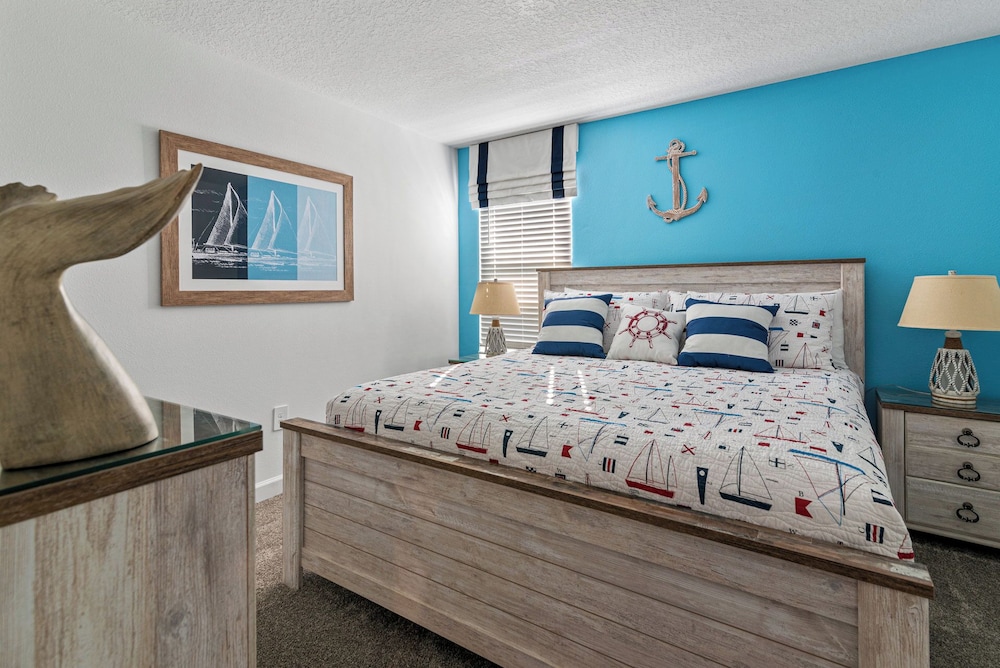8BR Villa - Game Room & Themed Rooms