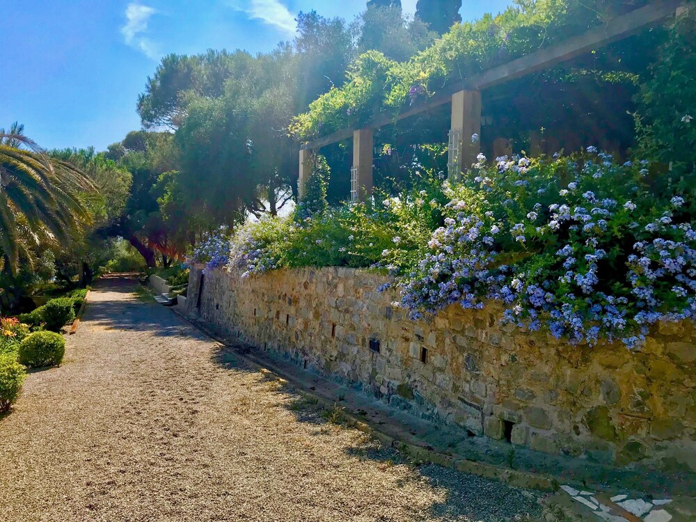 Orbetello Vacations - Villa Maremma Mare Magical Historic Villa With Pool on Tuscany Coast - Property Image 23