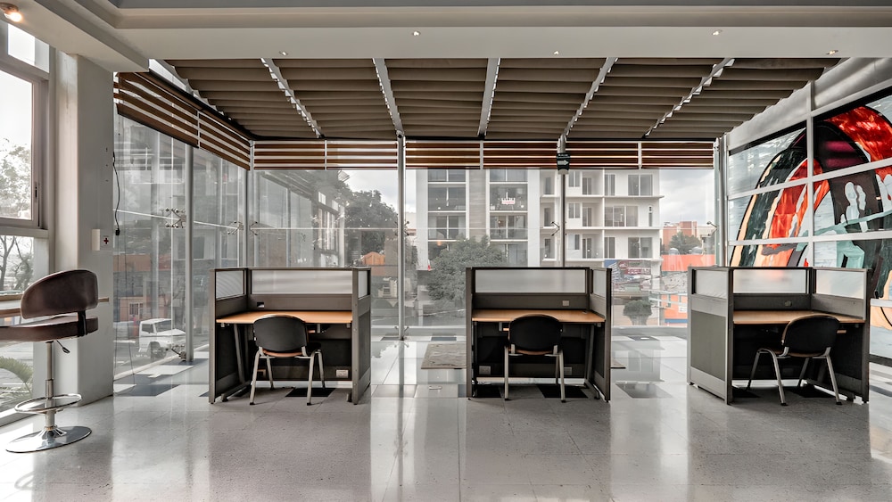 meeting & event spaces