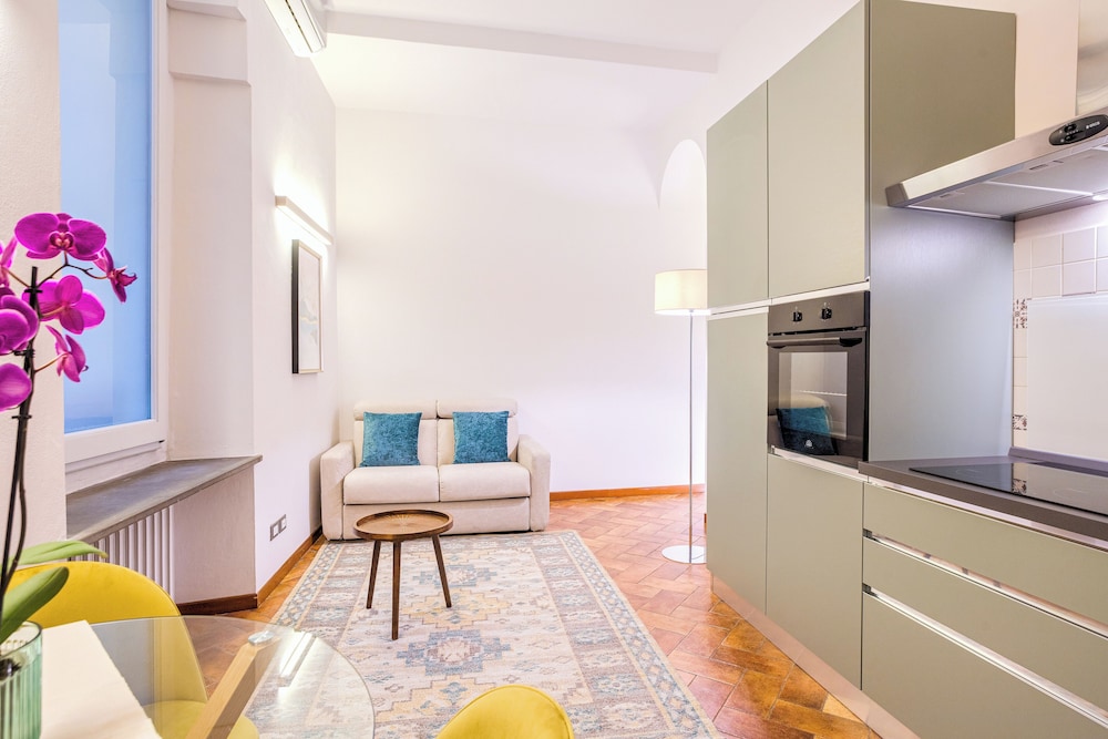 Condotta 16 Apartments