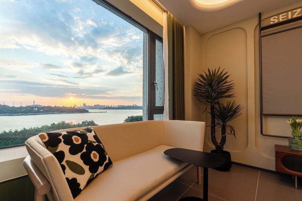 Niaodao Seaview Hostel