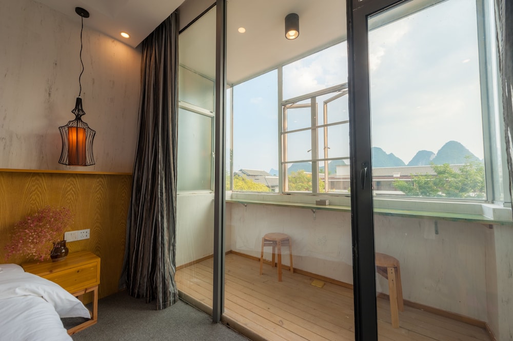 Yangshuo 9 Time Hotel
