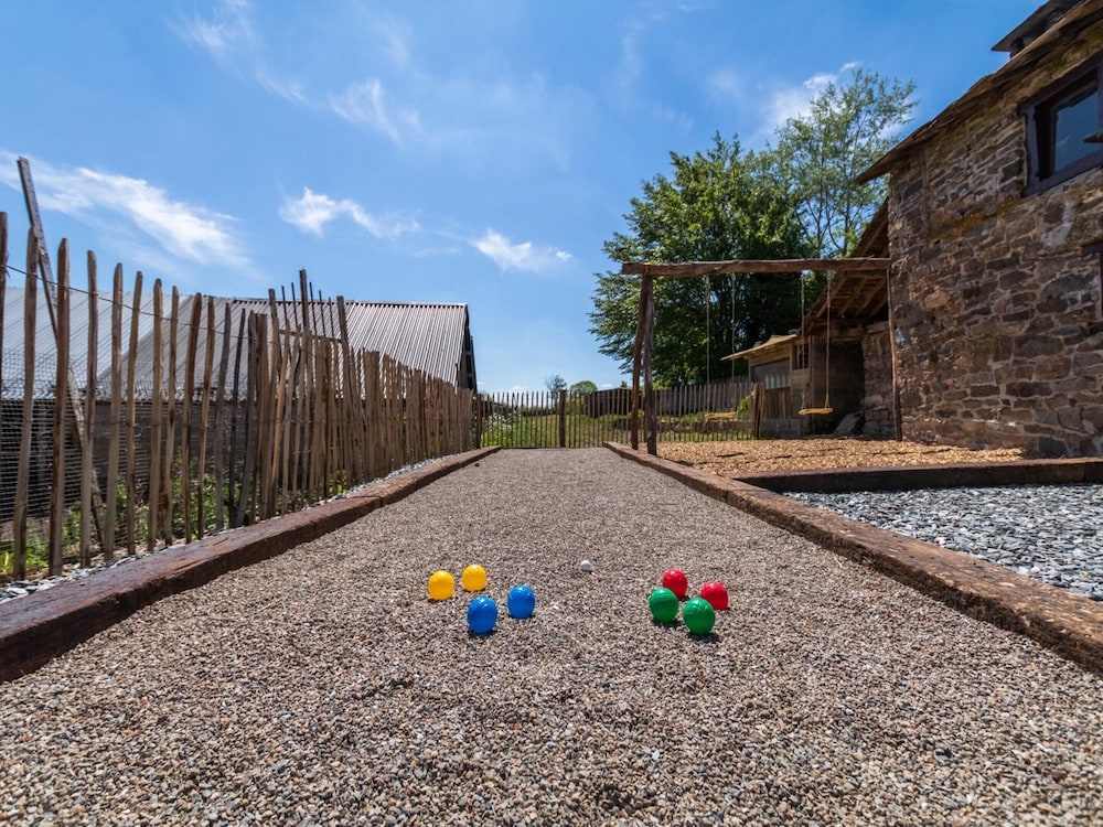 Country House Near Coo Waterfalls With Jacuzzi