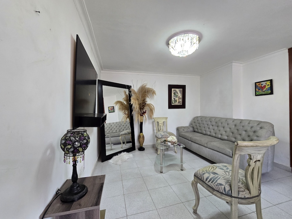 Apartamento Suri Salcedo