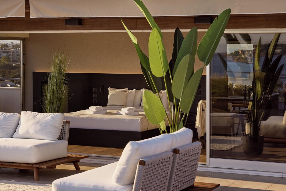 Casa Volare, Penthouse Retreat Athenian Riviera
