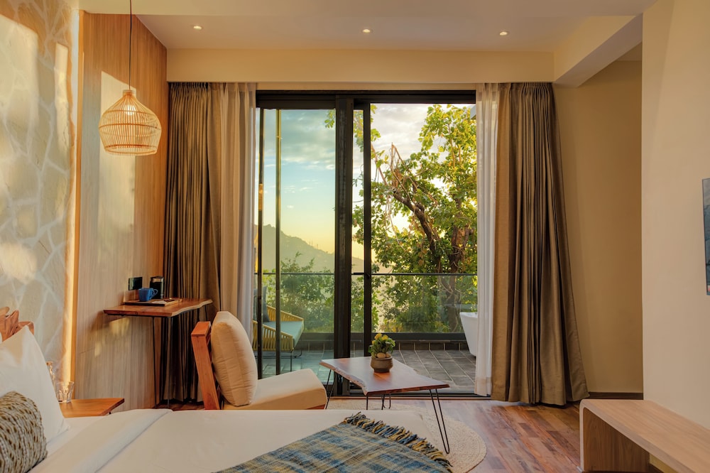 Moshams - A Home with Nature & Elegance