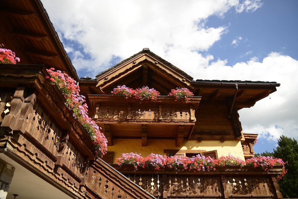 Chalet Garden