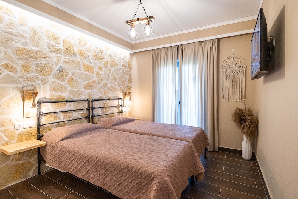 Mathraki Resort