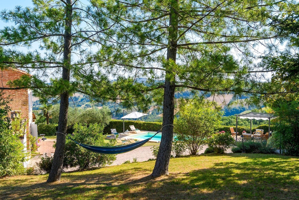 Casa Felicita 8 by Marche Holiday Villas