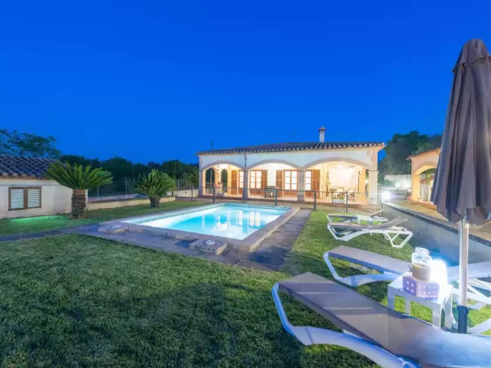 Ses Covetes - Villa With Private Pool In Petra