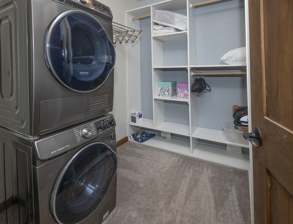 Capstone 6 3 Bedroom Townhouse