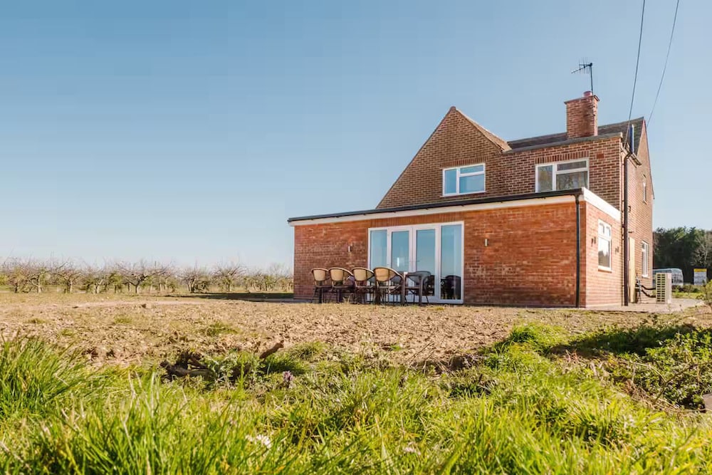 Gatekeepers Cottage - 4 Bed Rural Escape