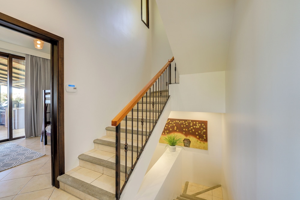 Luxury Home w/ Views & Infinity Pool: Near Beach!