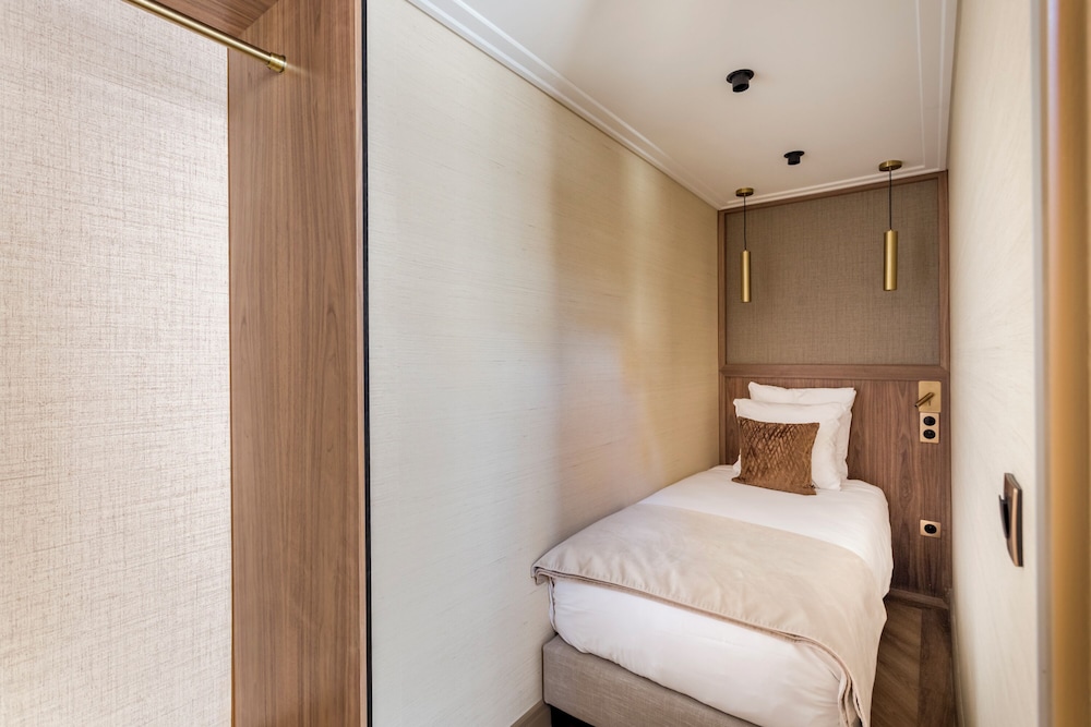 Merveil Luxury Suites - Desaix I-II