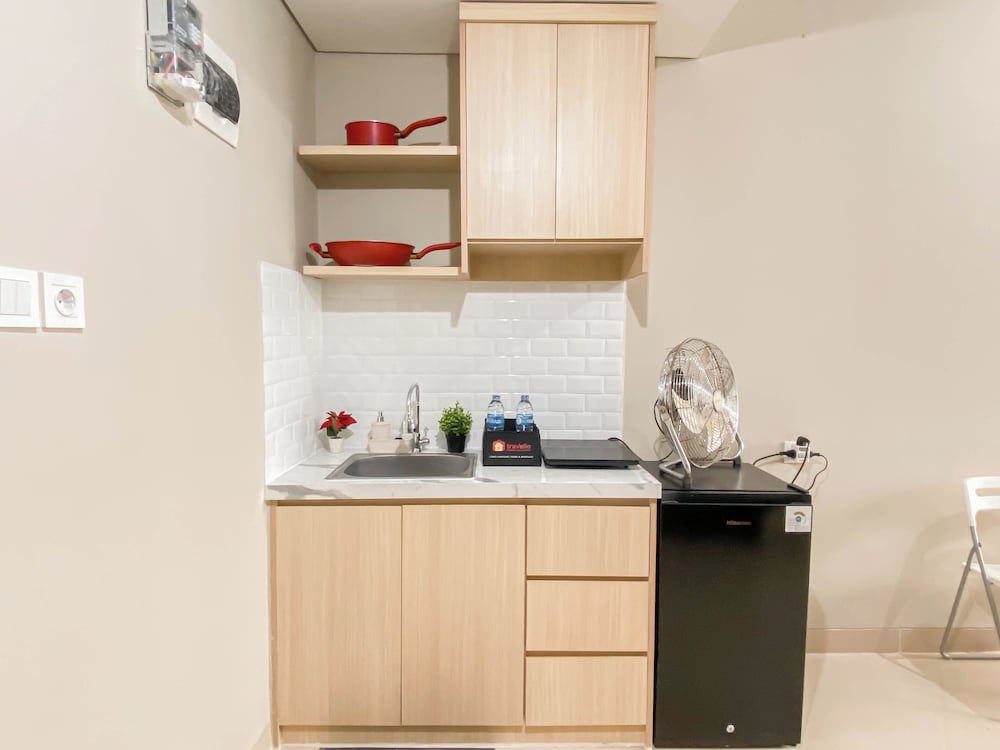 Cream Tone 1Br At Royal Sentul Park Apartment