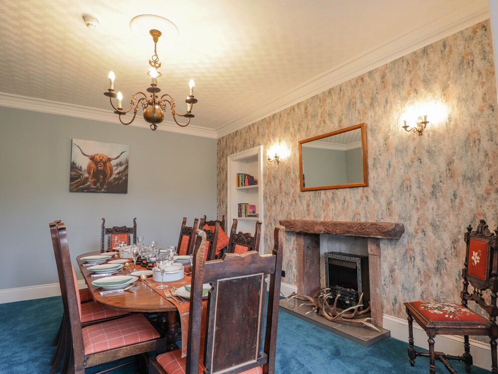 Balloan House