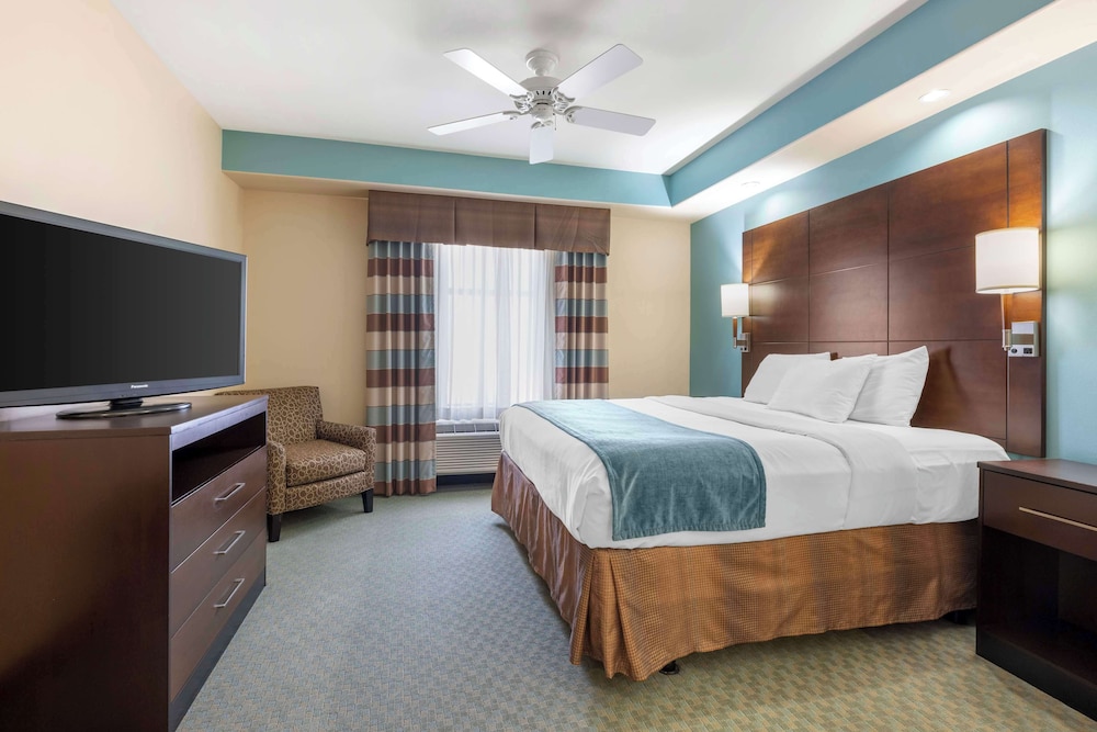 Best Western Plus Midland Suites