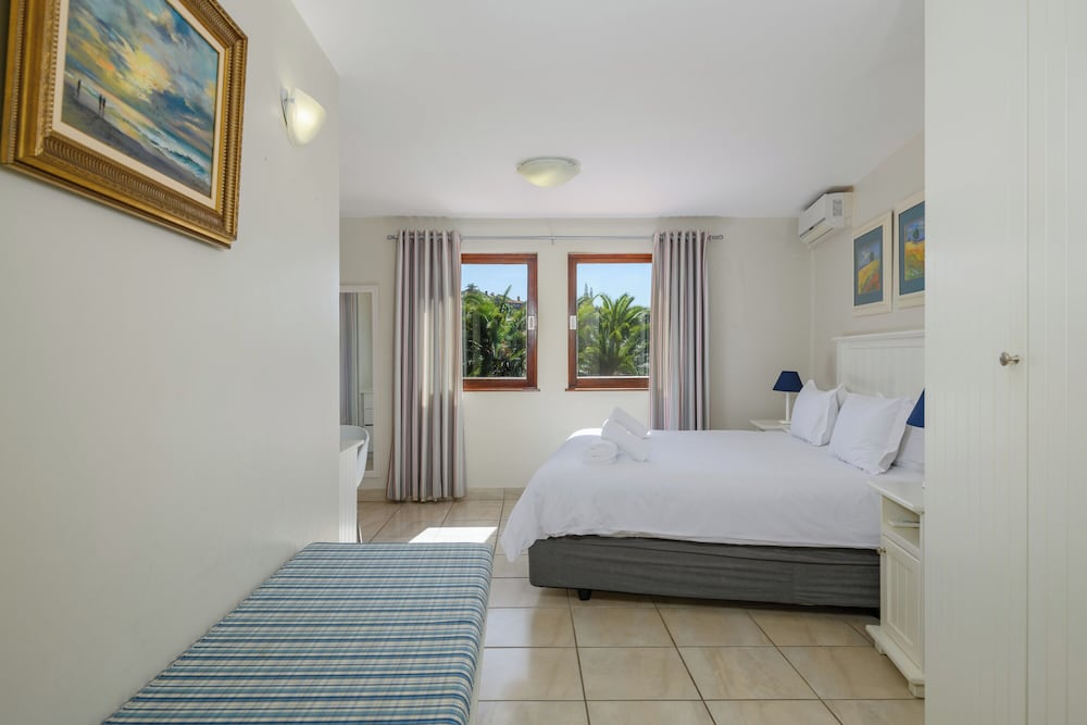 San Lameer Villa Rentals 2817