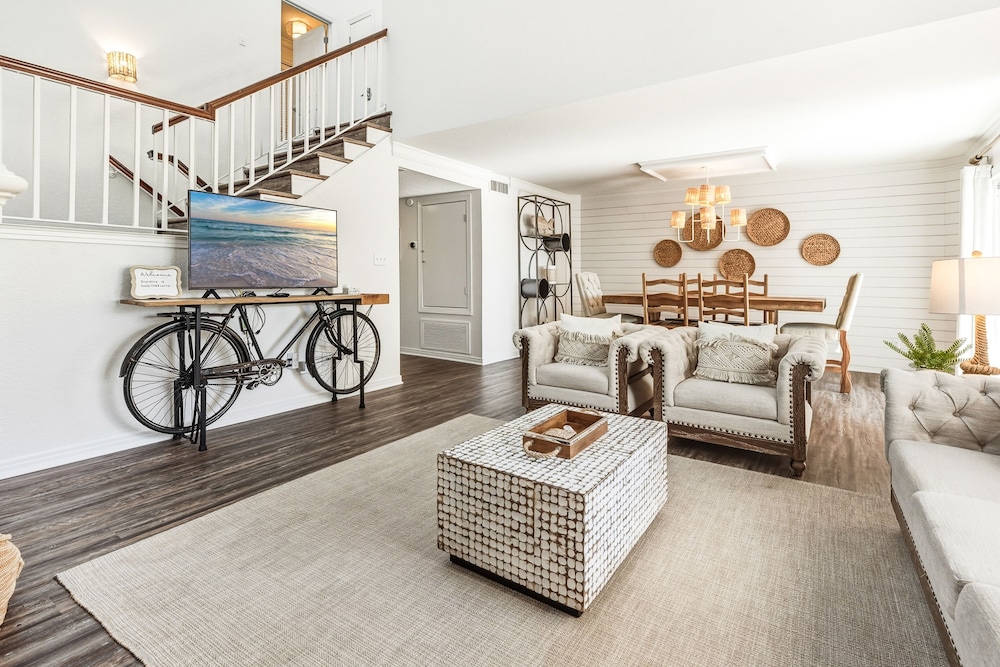 Shoreline Garden 16 3 Bedroom Townhouse
