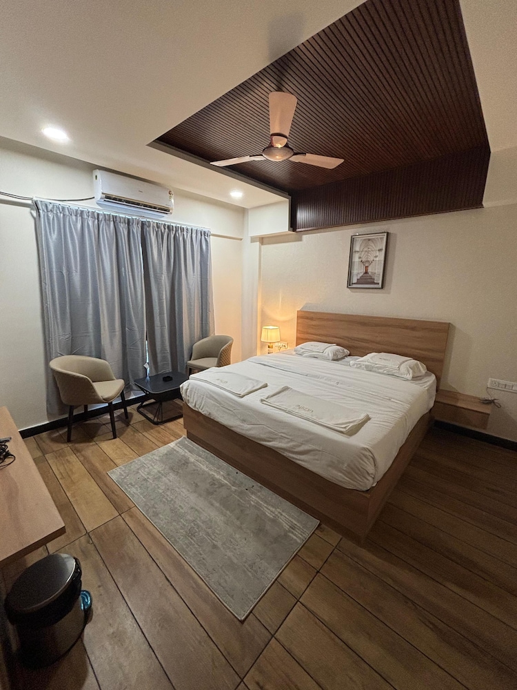 Reva Suites