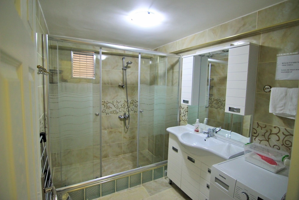 Yılmaz Apart